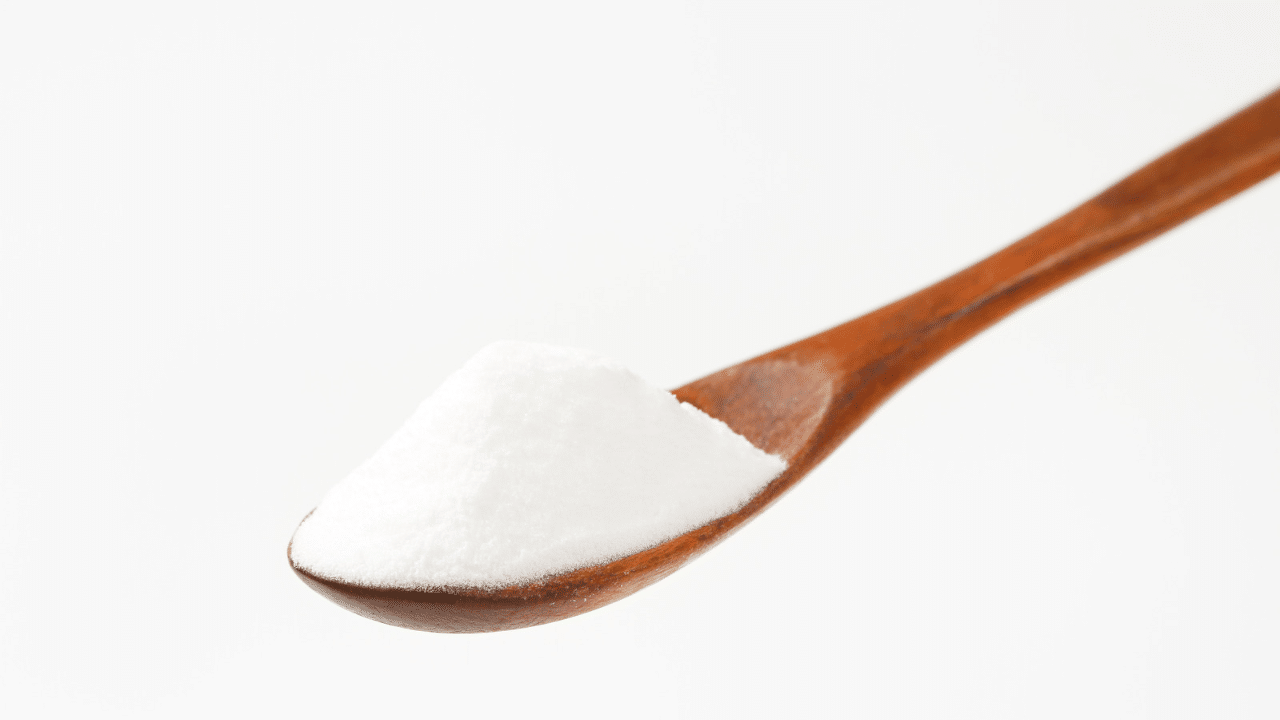 co2-baking-soda-solution